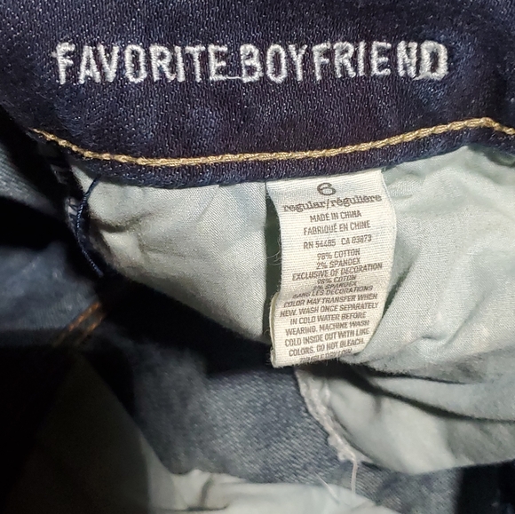 American Eagle "Favorite Boyfriend" Stretch Jeans - Picture 5 of 9